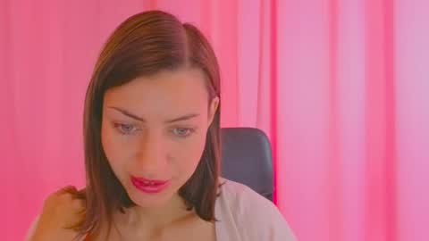 Anni online show from October 3, 2025, 6:21 am