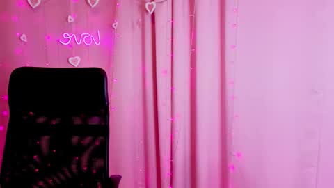 Anni online show from February 24, 2026, 4:16 pm