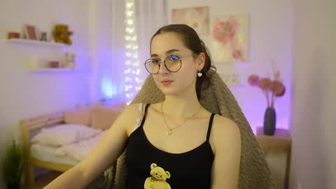 Anita Grey online show from February 12, 2026, 7:42 pm