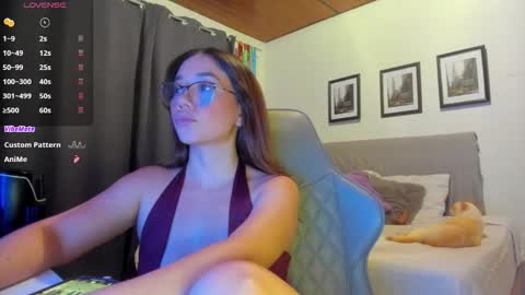 Anita online show from November 6, 2025, 8:59 am