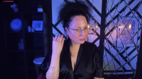 Anita online show from February 6, 2025, 9:06 pm