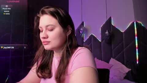 Anita online show from March 6, 2026, 9:00 pm