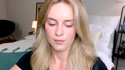 Anita online show from September 19, 2025, 3:45 pm