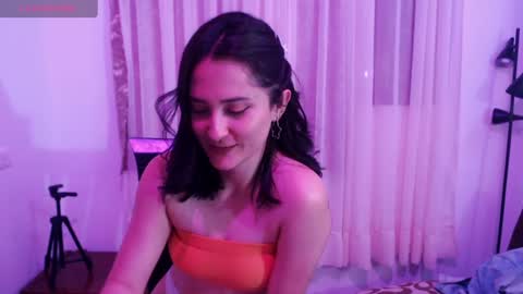 Snapshot of anitafox_ chatting on July 2, 2026, 5:35 am Anitafoxx online show from July 2, 2026, 5:35 am
