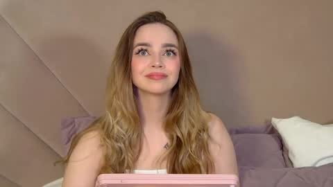 AnitaVenture online show from April 11, 2026, 4:22 pm