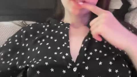 Anje online show from December 6, 2024, 10:19 pm