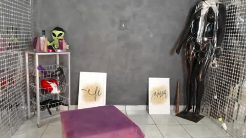 Snapshot of anjinhama chatting on June 5, 2026, 2:29 am Hello My name is NaiaraPv is OPEN online show from June 5, 2026, 2:29 am