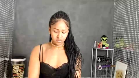 Hello My name is NaiaraPv is OPEN online show from July 18, 2026, 3:16 pm