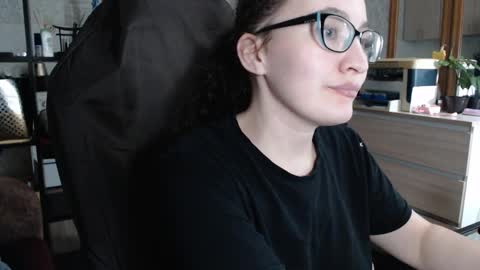 Snapshot of ankey_rayah chatting on December 15, 2024, 6:48 pm Nameless online show from December 15, 2024, 6:48 pm