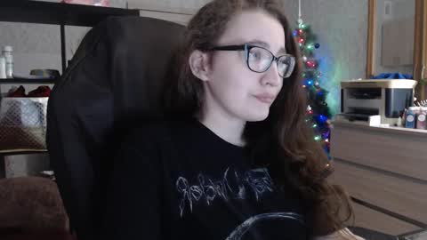 Snapshot of ankey_rayah chatting on January 18, 2025, 11:54 am Nameless online show from January 18, 2025, 11:54 am