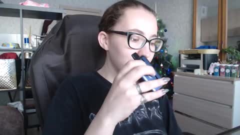 Snapshot of ankey_rayah chatting on January 19, 2025, 4:01 am Nameless online show from January 19, 2025, 4:01 am