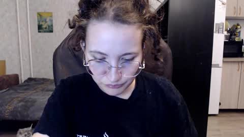 Snapshot of ankey_rayah chatting on November 16, 2025, 4:12 pm Nameless online show from November 16, 2025, 4:12 pm