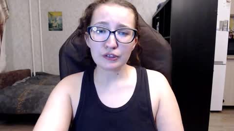 Snapshot of ankey_rayah chatting on November 26, 2025, 5:14 pm Nameless online show from November 26, 2025, 5:14 pm