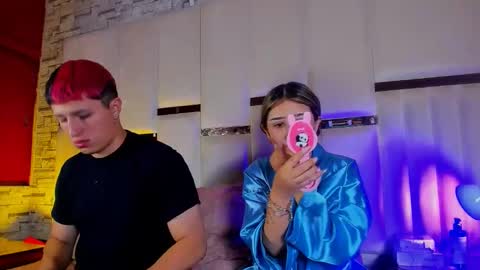 ANGEL AND TEFY online show from February 2, 2026, 3:55 pm