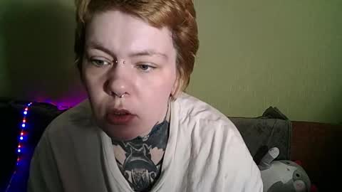 ann_lelala_ online show from February 18, 2025, 7:43 am