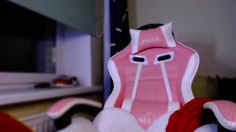 Ann online show from December 7, 2024, 7:21 pm