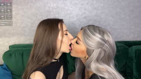 anna13121312 online show from January 12, 2025, 5:33 pm