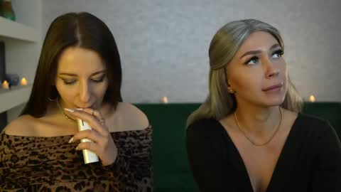 anna13121312 online show from February 23, 2025, 8:55 pm