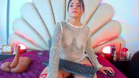 Anna  online show from February 13, 2025, 3:56 pm