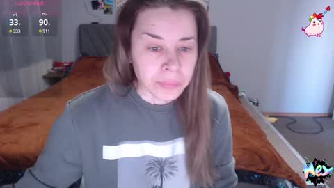 Anadirectgirl online show from March 6, 2025, 9:25 am