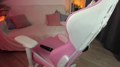 Snapshot of anna_belle3 chatting on December 3, 2024, 6:37 am AnnaThe next stream is tomorrow online show from December 3, 2024, 6:37 am