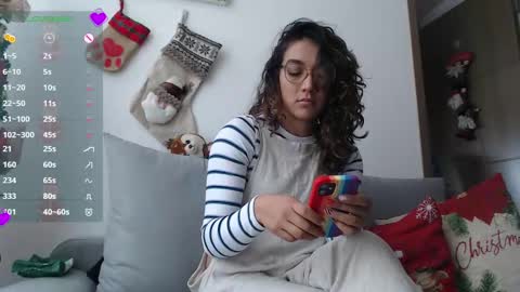 Anna online show from December 23, 2024, 2:50 pm