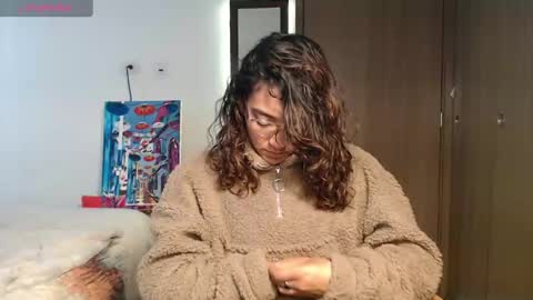 Anna online show from January 7, 2025, 3:23 pm