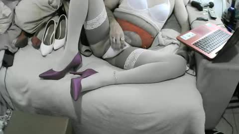 Anna online show from February 25, 2025, 11:33 pm