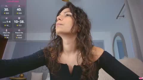 Snapshot of anna_lewis chatting on December 2, 2025, 7:36 am Anna online show from December 2, 2025, 7:36 am