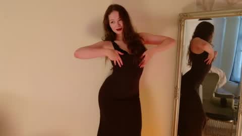 Snapshot of anna_monamour chatting on July 24, 2026, 8:12 am Anna online show from July 24, 2026, 8:12 am