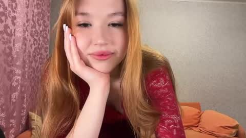 Snapshot of anna_raspberry chatting on April 15, 2026, 5:42 pm Anne online show from April 15, 2026, 5:42 pm