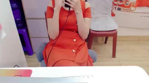 Snapshot of anna_xyz chatting on December 20, 2025, 2:51 am anna_xyz online show from December 20, 2025, 2:51 am