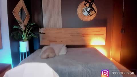 Anna online show from March 8, 2026, 3:54 am