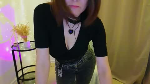 annaabels online show from September 30, 2025, 7:24 am