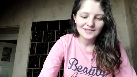 annaahcharm online show from December 7, 2024, 2:31 am