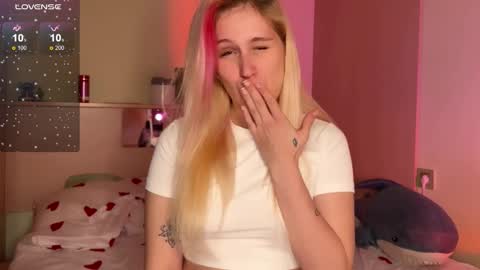 Annabel online show from October 16, 2025, 4:19 pm