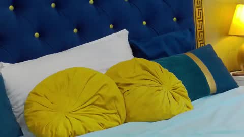 Anna online show from March 5, 2025, 12:16 am