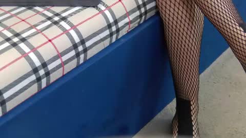 Anna online show from March 10, 2025, 6:12 pm