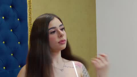 Anna online show from March 12, 2025, 6:11 pm