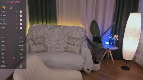 Anna online show from December 12, 2024, 8:57 am