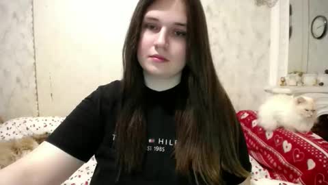 Anna online show from April 18, 2026, 1:48 pm