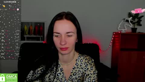 Anna online show from March 8, 2025, 6:43 am