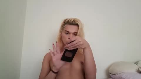 AnnaMarrie online show from October 30, 2025, 8:09 pm