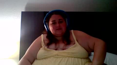Snapshot of annaoftherealms chatting on June 17, 2026, 1:08 am annaoftherealms online show from June 17, 2026, 1:08 am