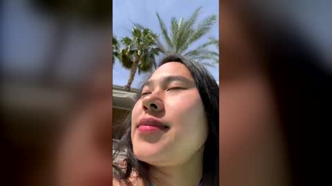 Anna online show from April 22, 2026, 10:00 pm