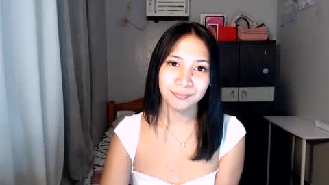 anne_chanelx online show from May 21, 2026, 6:59 pm