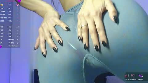 Snapshot of anne_colucci chatting on February 12, 2026, 7:14 am Anne online show from February 12, 2026, 7:14 am