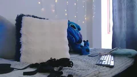 Anne  online show from April 21, 2026, 4:12 pm