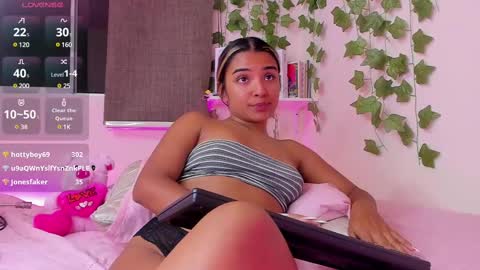 Anne online show from February 24, 2025, 11:52 pm