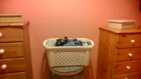 Snapshot of annecharlie chatting on November 6, 2025, 8:15 am annecharlie online show from November 6, 2025, 8:15 am